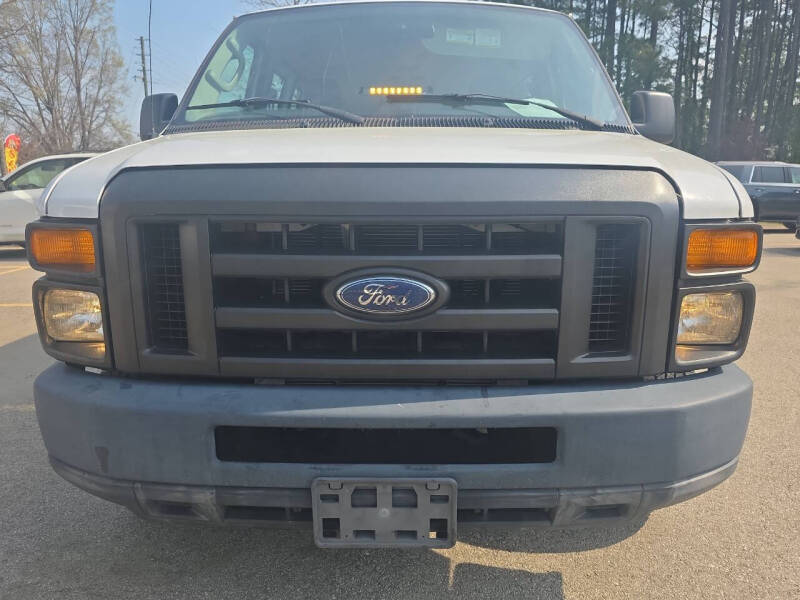 2011 Ford E-Series E-350 SD XL