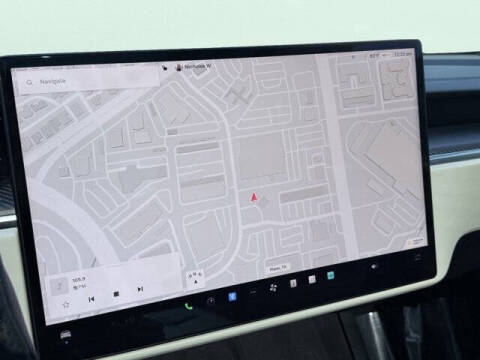 2023 Tesla Model S Plaid