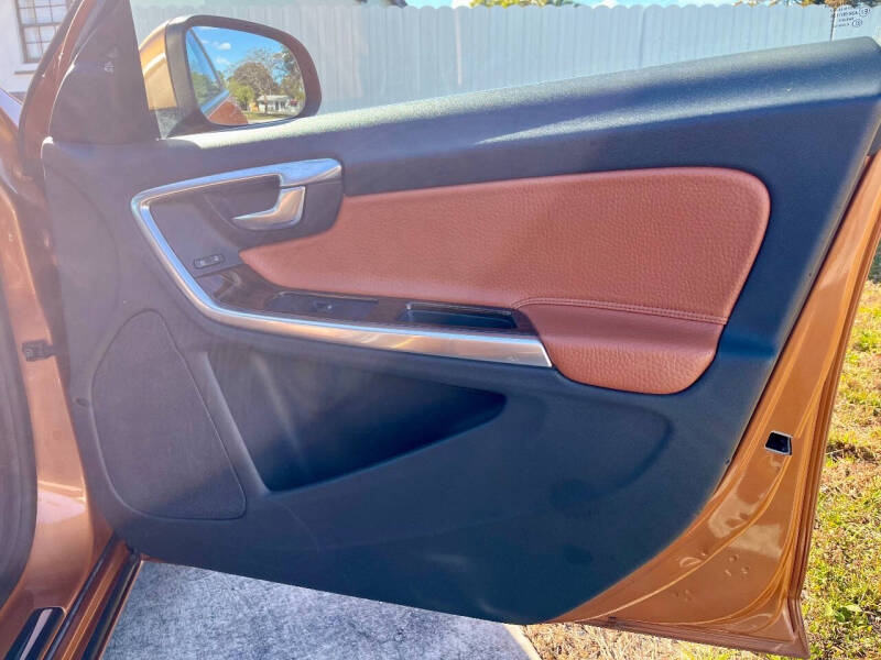 2012 Volvo S60 T5
