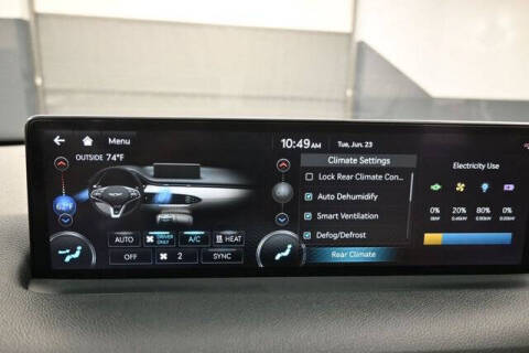2024 Genesis Electrified GV70