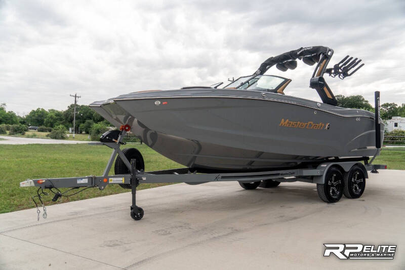 2025 MasterCraft X22