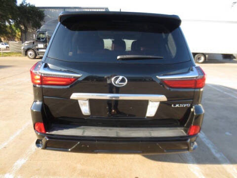 2017 Lexus LX 570