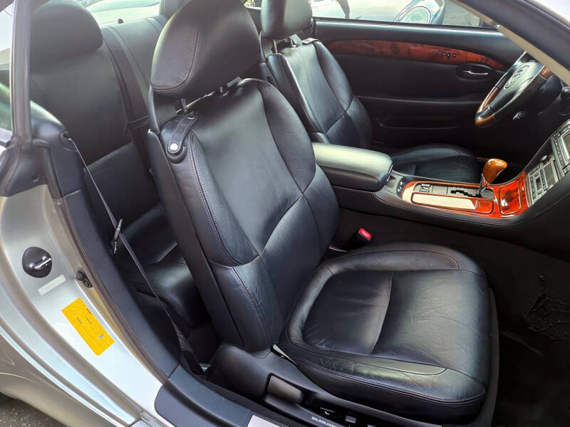 2002 Lexus SC 430