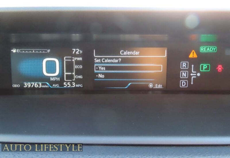 2018 Toyota Prius Three
