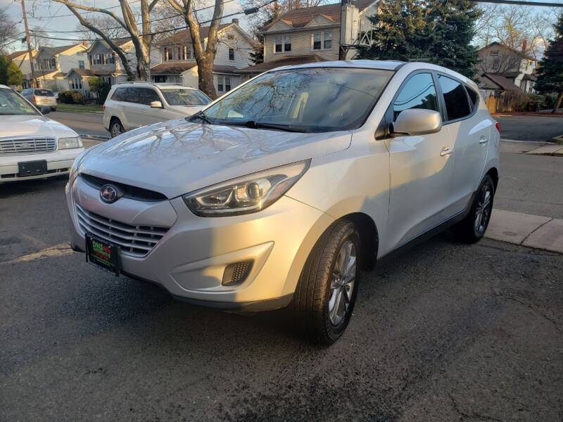2015 Hyundai Tucson for sale at DNS Automotive Inc. in Bergenfield NJ