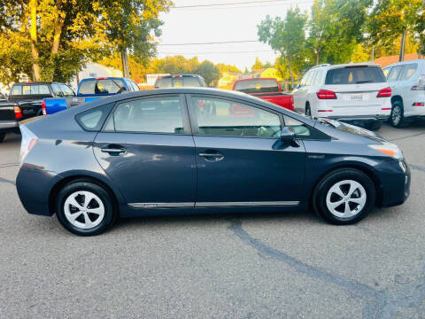 2012 Toyota Prius Three