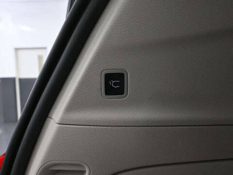 2023 Chrysler Pacifica Plug-In Hybrid Touring L