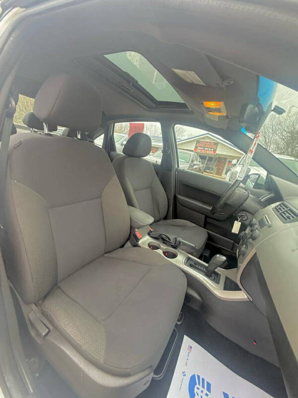 2011 Ford Focus Sport SES