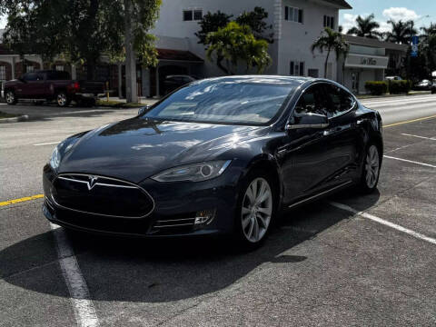 2014 Tesla Model S