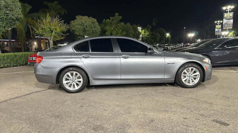 2016 BMW 5 Series 528i