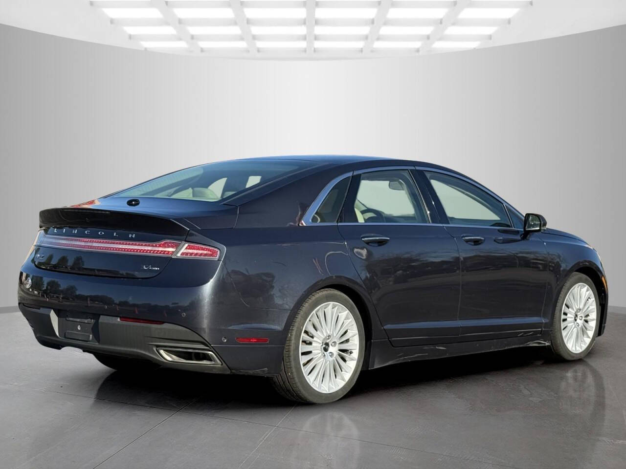 2013 Lincoln MKZ for sale at Used Cars Toledo in Oregon, OH