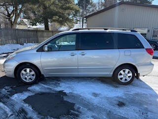 2010 Toyota Sienna for sale at Home Street Auto Sales in Mishawaka IN