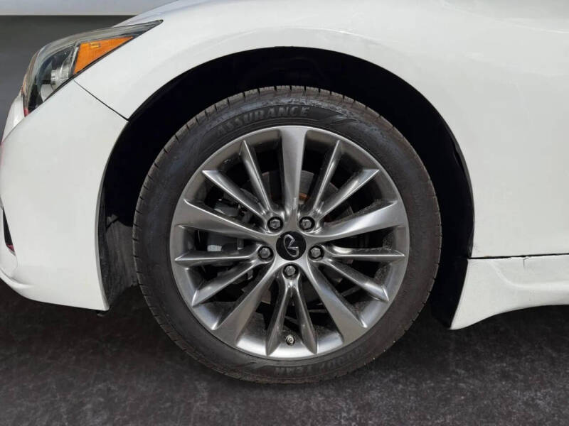 2022 Infiniti Q50 Luxe