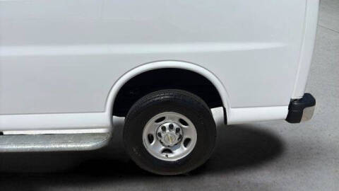 2024 Chevrolet Express 2500