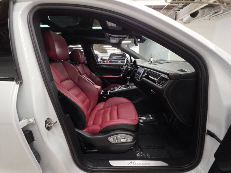 2016 Porsche Macan S