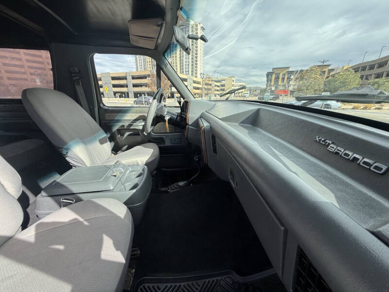 1990 Ford Bronco XLT