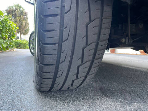 2011 Cadillac Escalade Premium