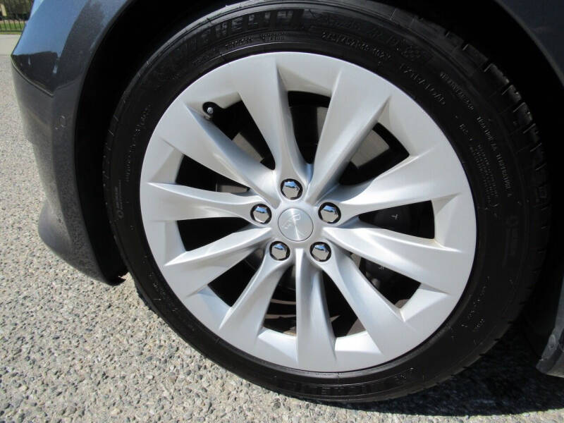 2017 Tesla Model S 75D