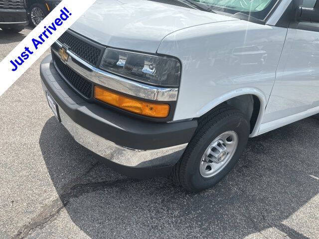 2026 Chevrolet Express 2500
