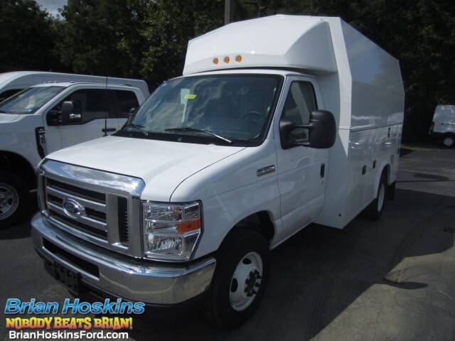 2025 Ford E-Series E-350 SD
