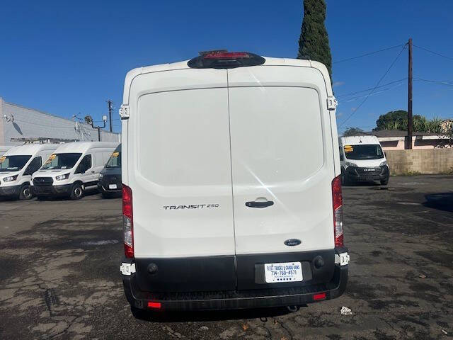 2020 Ford Transit 250