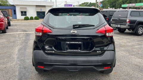 2019 Nissan Kicks SR