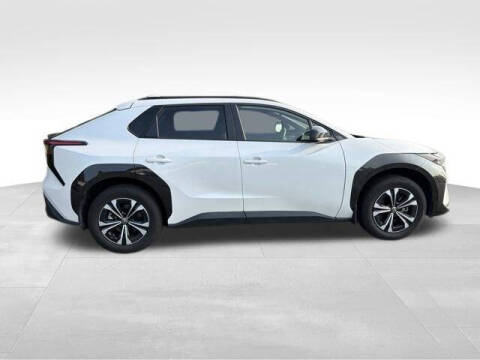 2025 Toyota bZ4X XLE