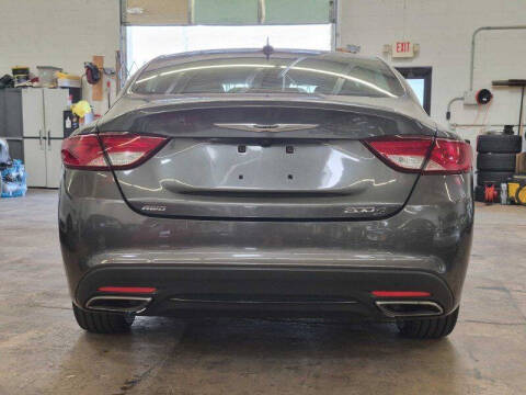 2015 Chrysler 200 S