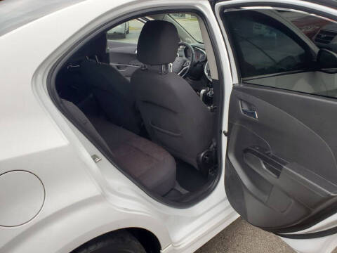 2018 Chevrolet Sonic LT Auto