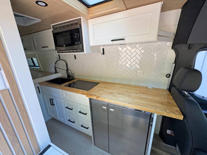 2023 Mercedes-Benz Sprinter