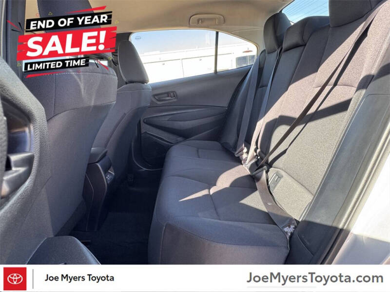 2025 Toyota Corolla LE