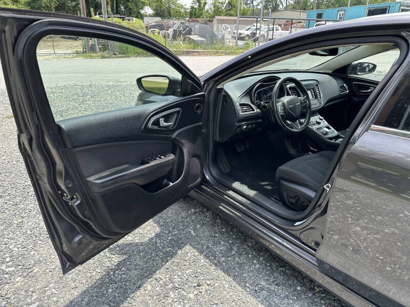 2015 Chrysler 200 Limited