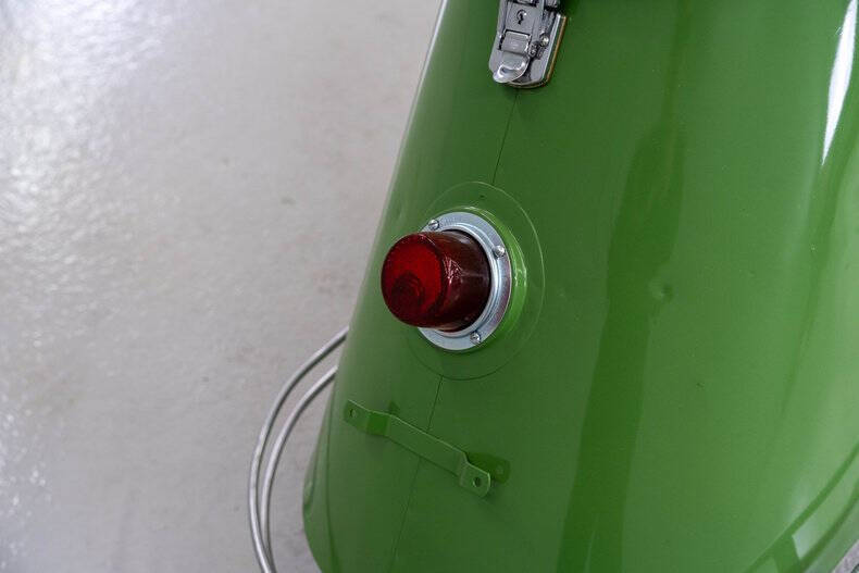 1950 Cushman Road King Model 65