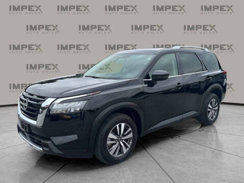 2025 Nissan Pathfinder SL