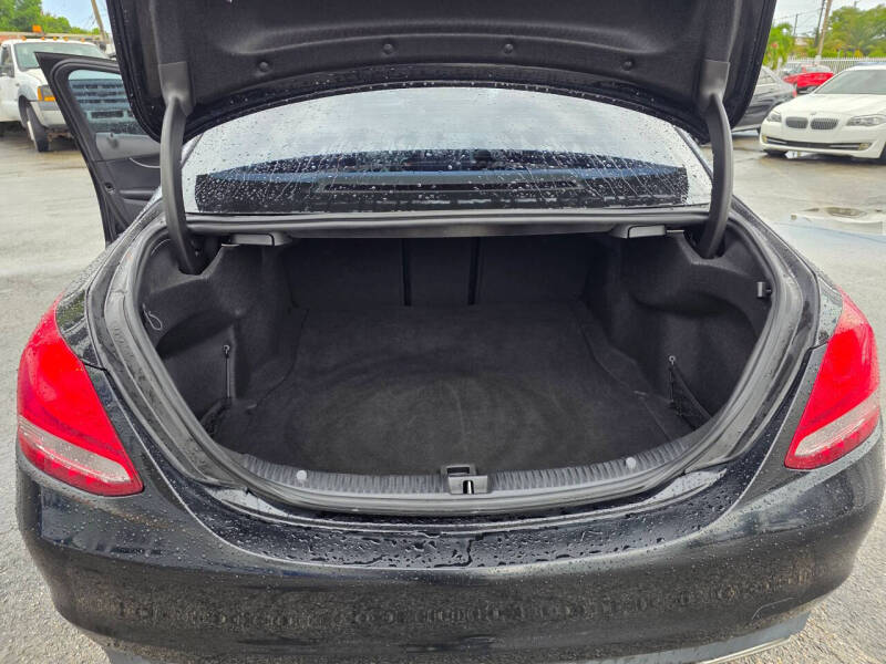 2017 Mercedes-Benz C-Class