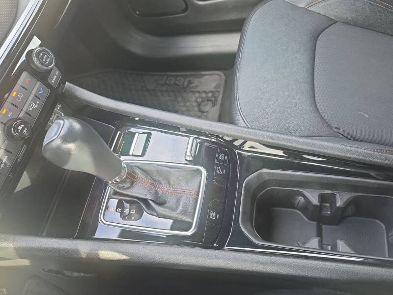 2025 Jeep Compass Trailhawk