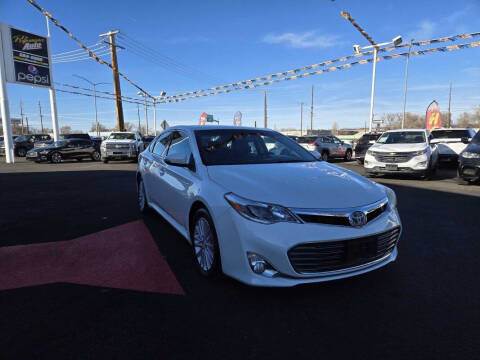 2013 Toyota Avalon Hybrid