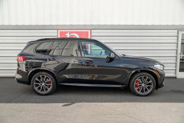 2022 BMW X5 48