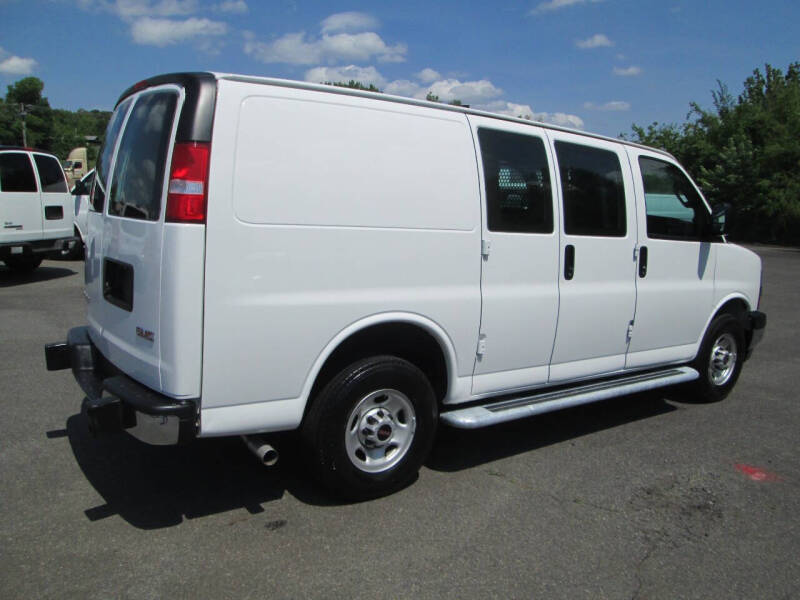2024 GMC Savana 2500