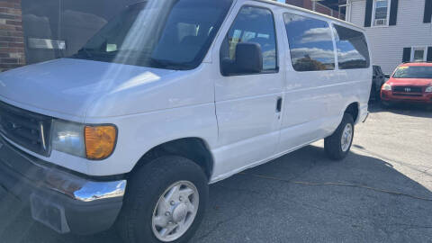 2005 Ford E-Series E-350 SD XLT