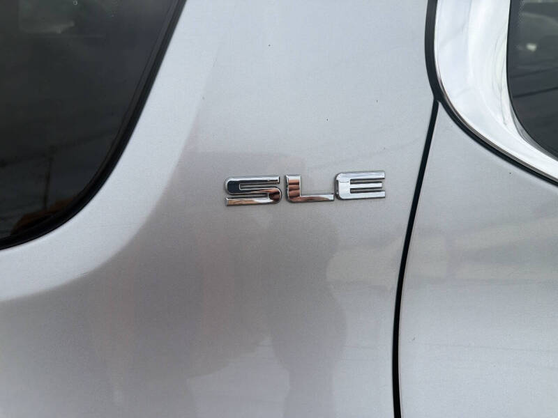 2018 GMC Acadia SLE-2