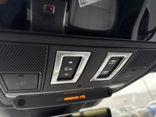 2026 Land Rover Range Rover Evoque P250 Dynamic SE