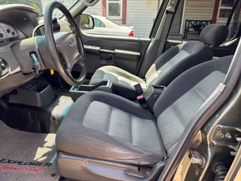 2004 Ford Explorer Sport Trac