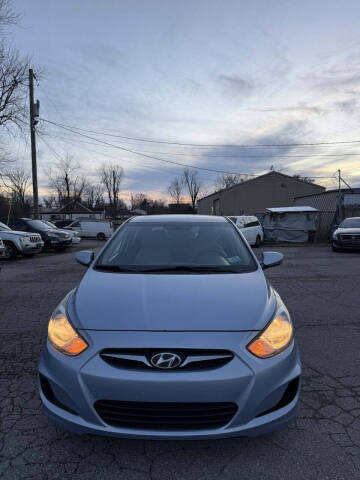 2012 Hyundai Accent GS