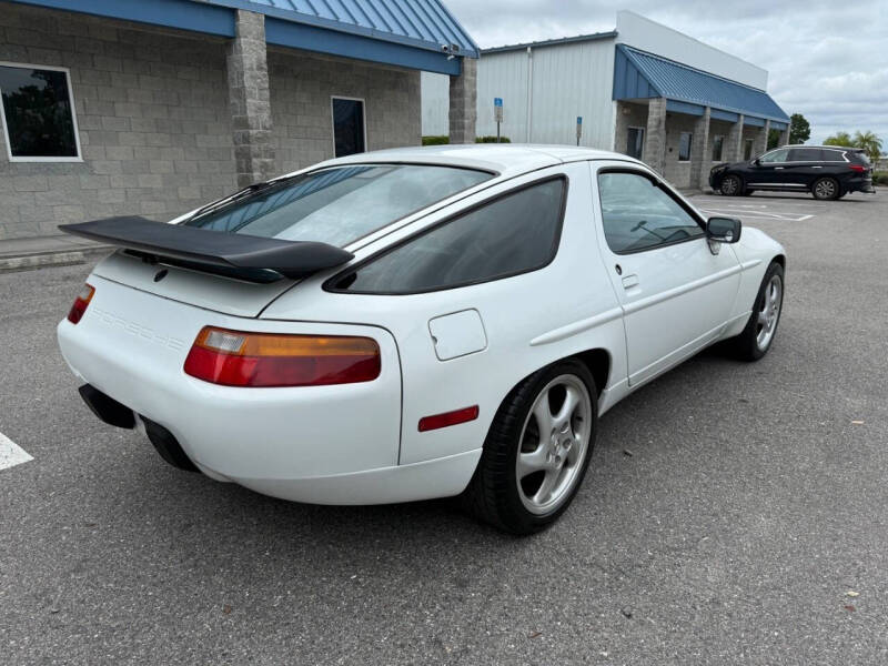 1987 Porsche 928 S4