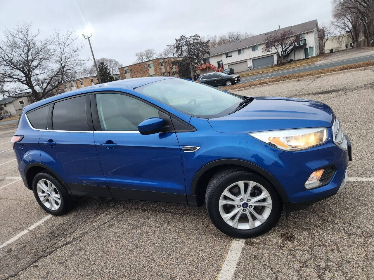 2017 Ford Escape for sale at Xtra Mile Auto Sales LLC in Cambridge, MN