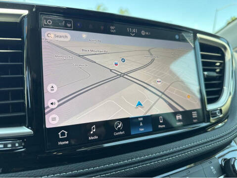 2024 Chrysler Pacifica Plug-In Hybrid