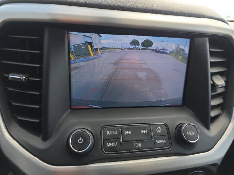 2019 GMC Acadia SLT-1