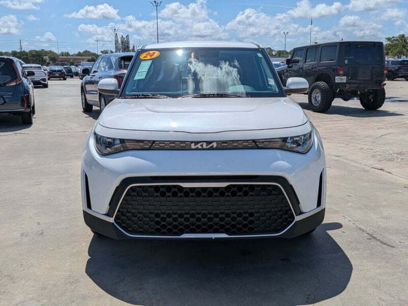 2024 Kia Soul LX