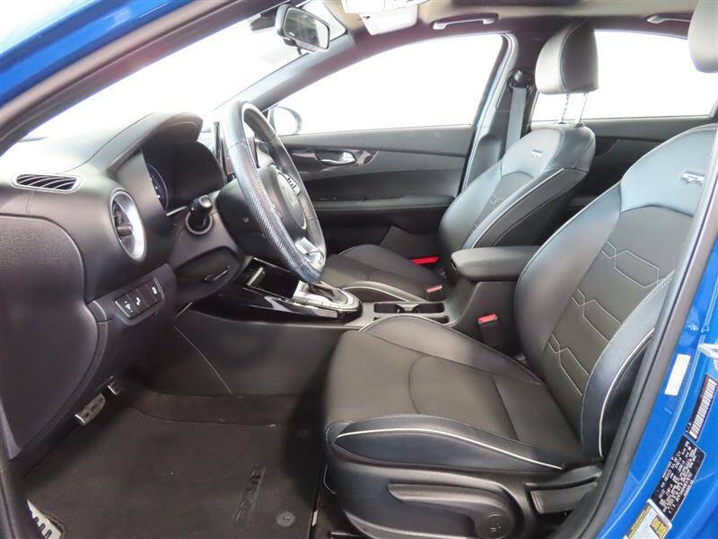 2022 Kia Forte GT Line